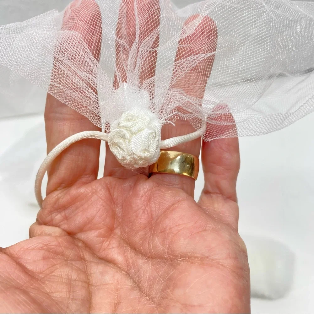Build-A-Bear White Bride Bear 7inch Plush Teddy in Bridal Wedding Set w/ Veil